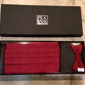 Tuxedo Cummerbund and Bow Tie